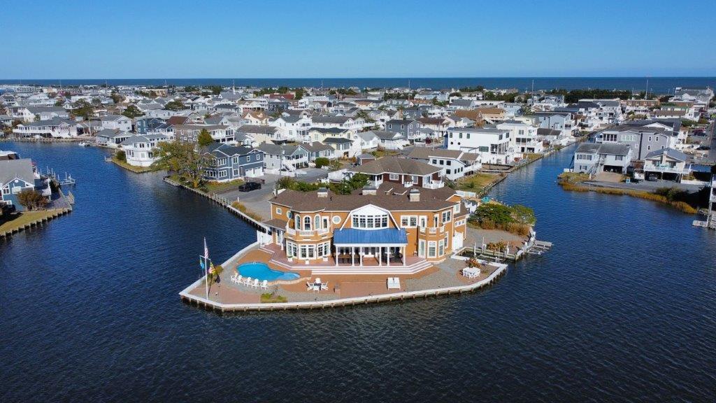 42 W Atlantic, fenwick island